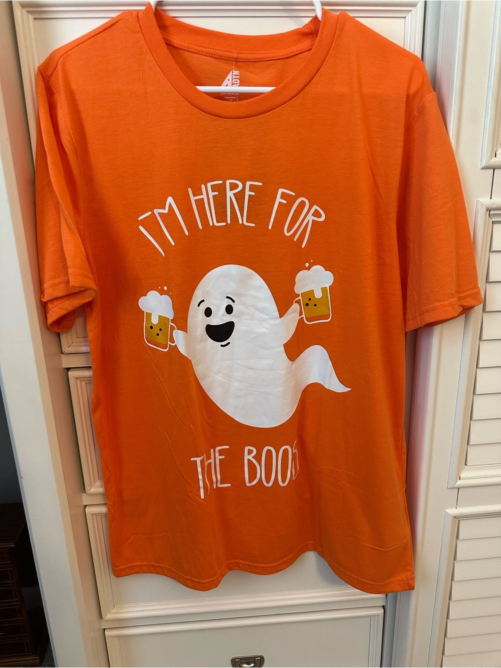 Halloween T Shirt “I’m here for the Boo’s”Bright Orange Crewneck Tee unisex NWT